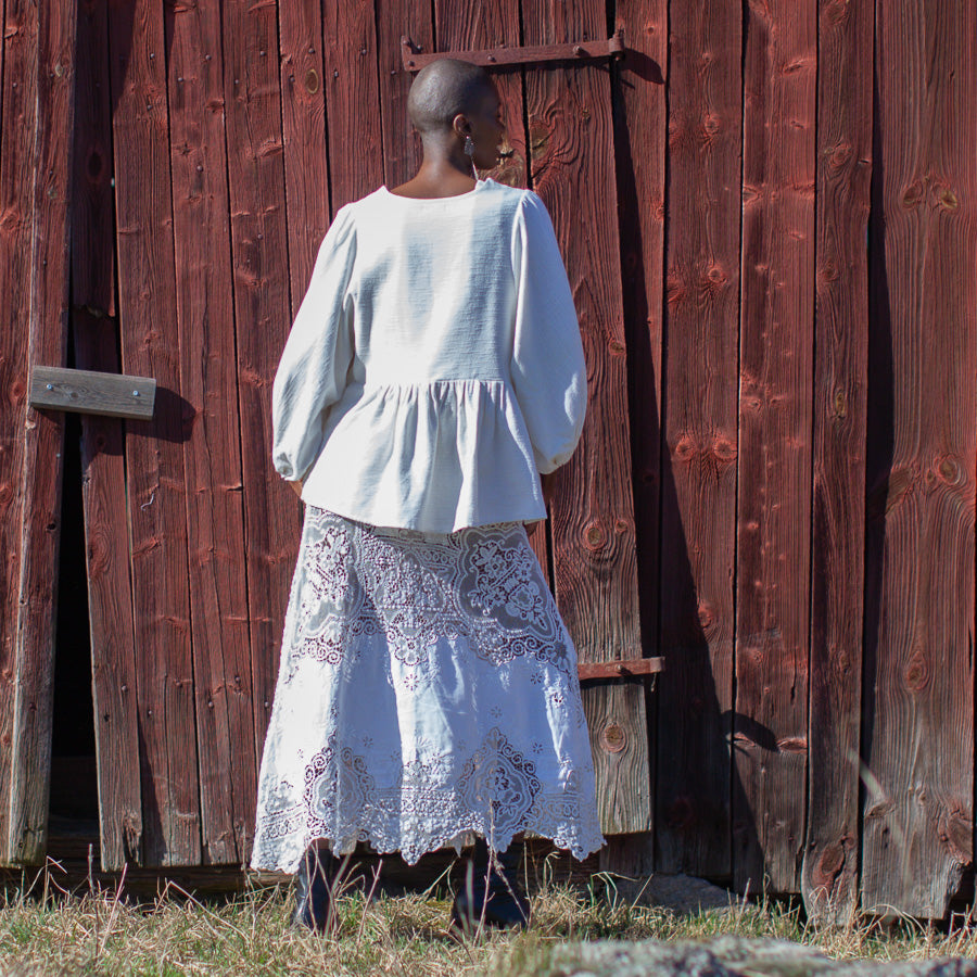 Blouse in salvaged curtain, M/L