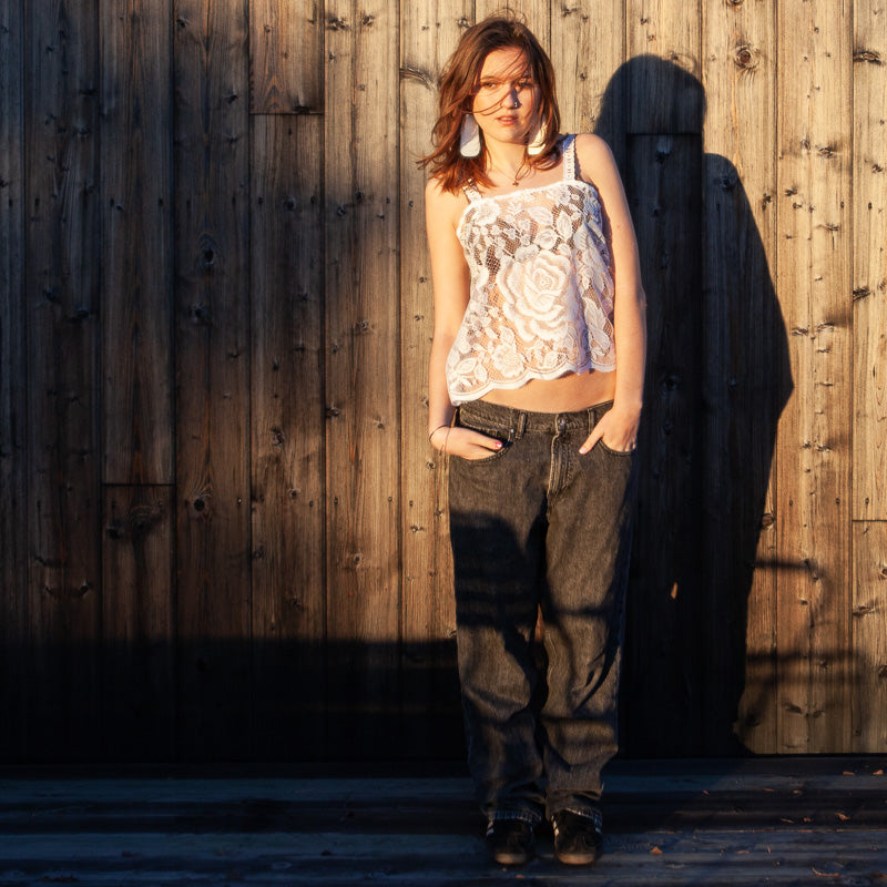 Haut en rideau de dentelle récupérée