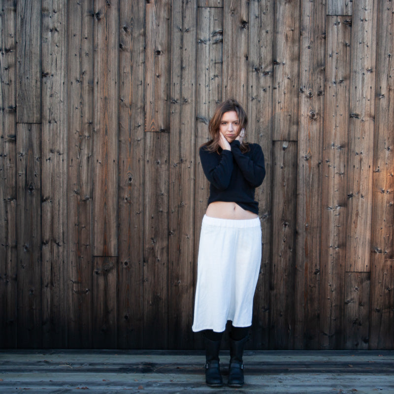 Vit kjol i mjuk bomull