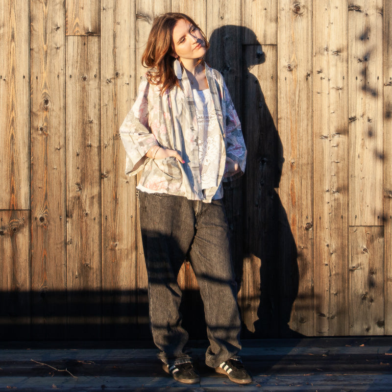 Kimono confectionné à partir d'un rideau des années 80