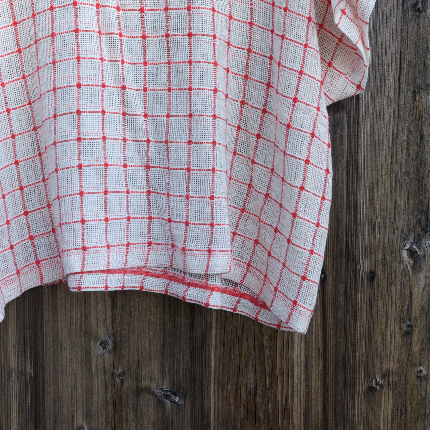 Röd och vit-rutig topp