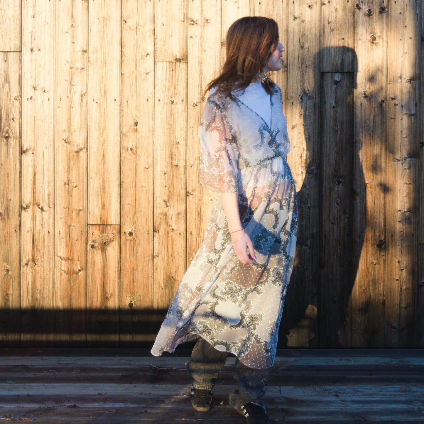 Transparent klänning i vintagepaisley