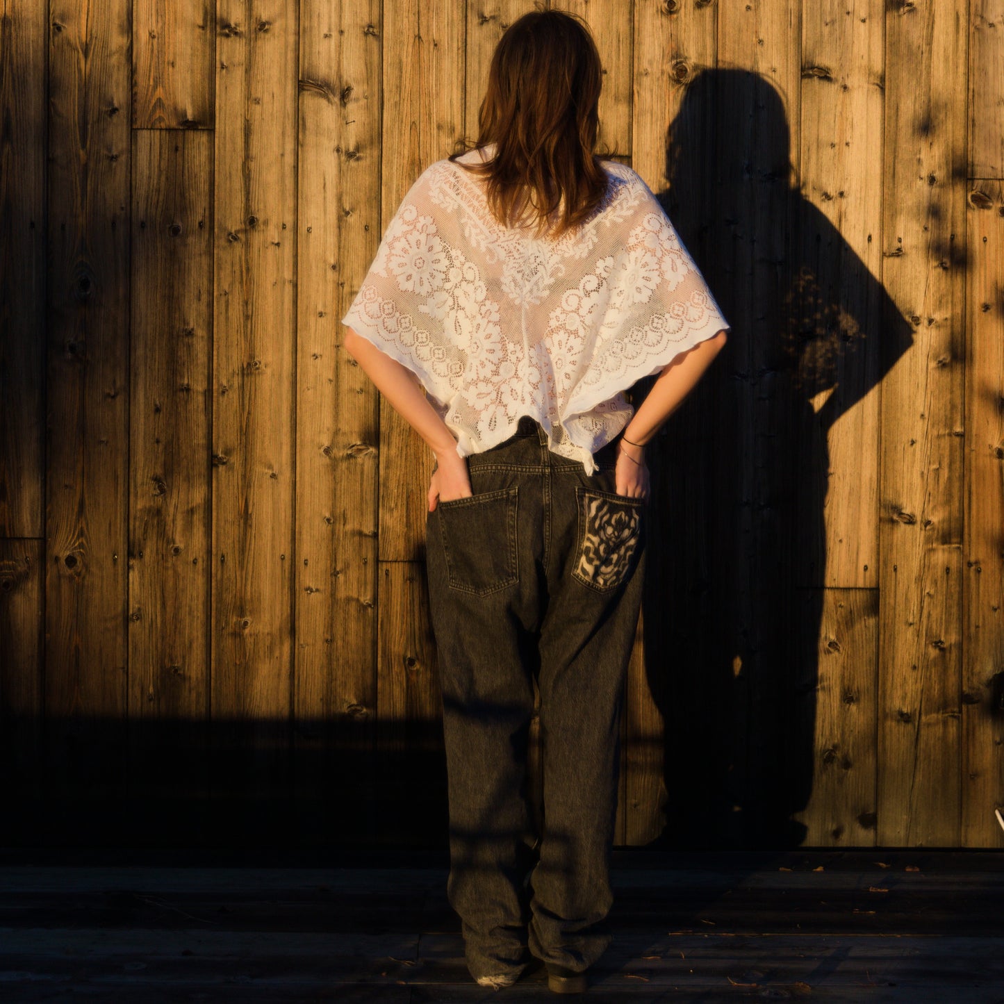 Cardigan i räddad spetsgardin