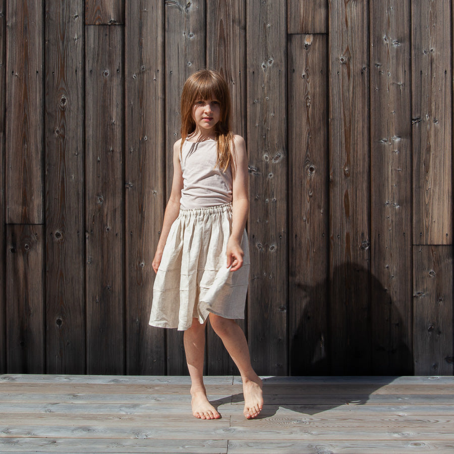 Linen skirt for children, ages 7–10