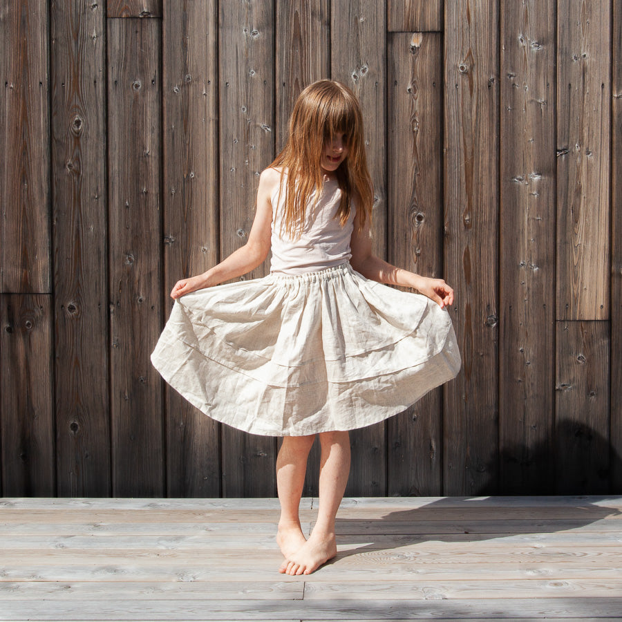 Linen skirt for children, ages 7–10