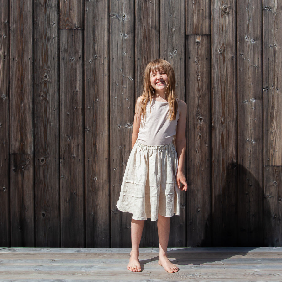 Linen skirt for children, ages 7–10