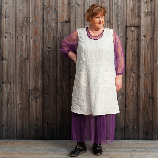 Apron dress in linen, XL