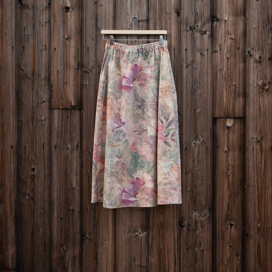 Long skirt with pockets in salvaged curtain fabric, S/M