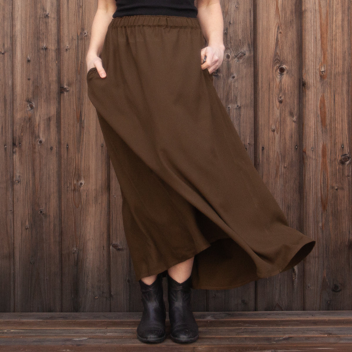 Skirt made from sustainable lyocell