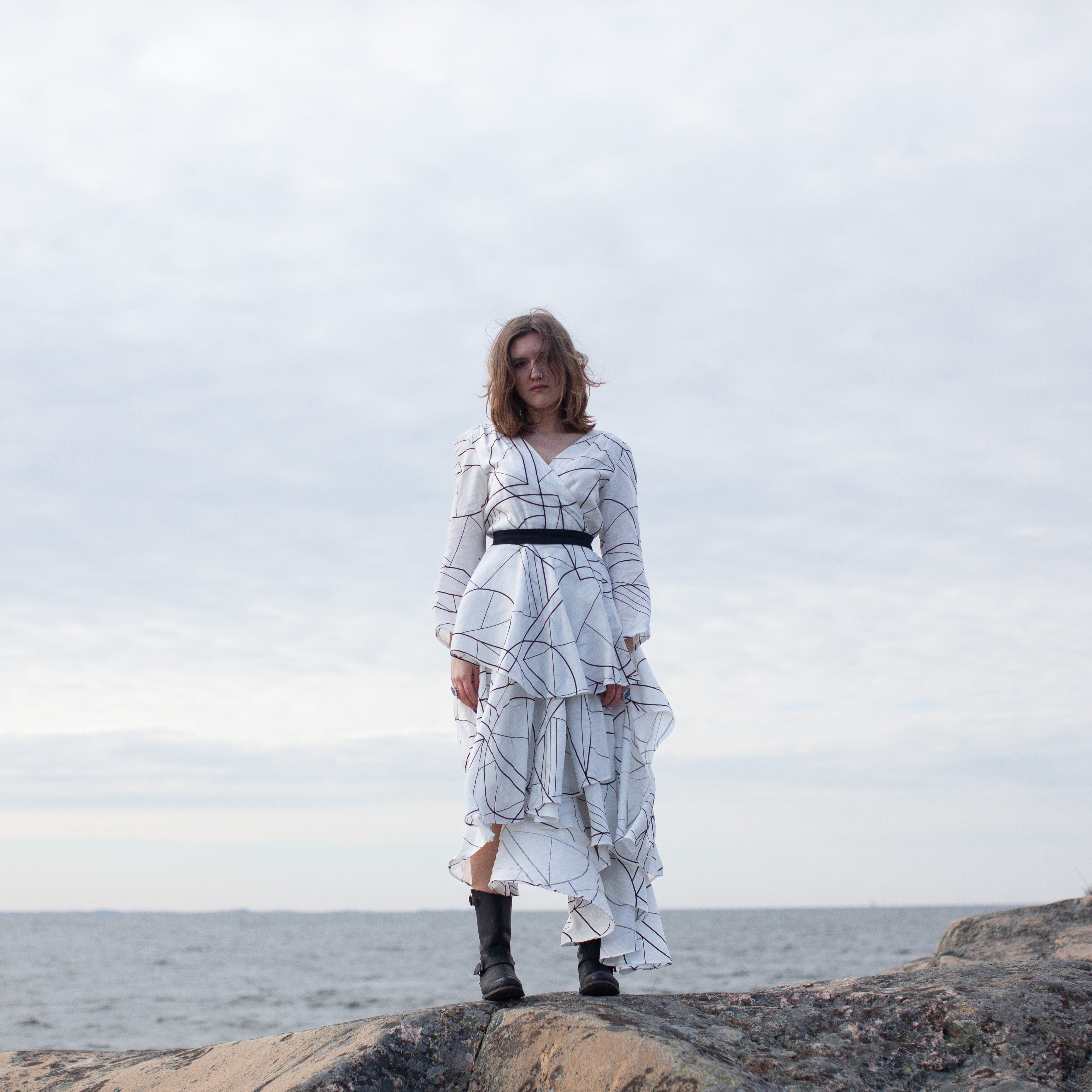 COLLECTION Movement dress