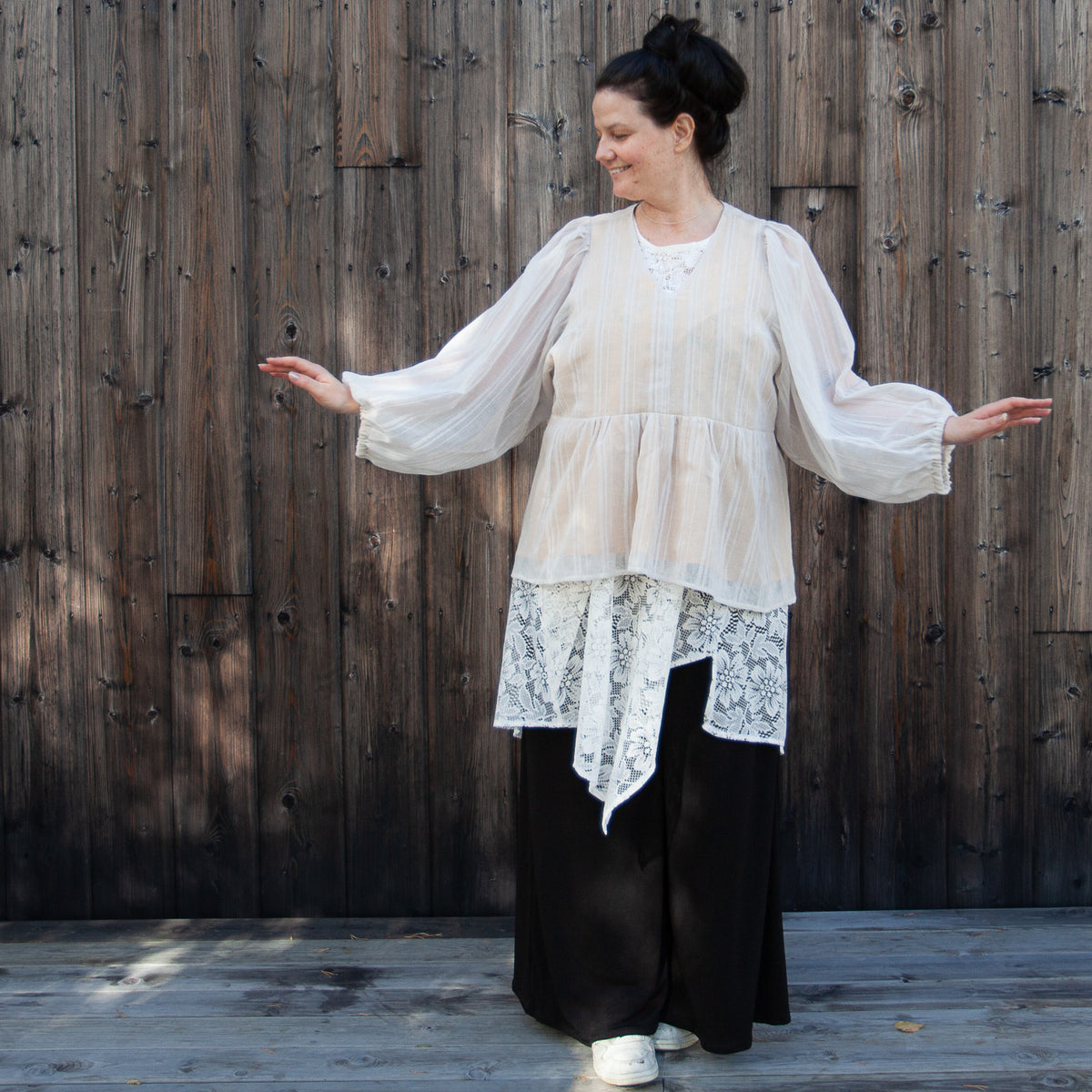 Blouse made from curtain fabric