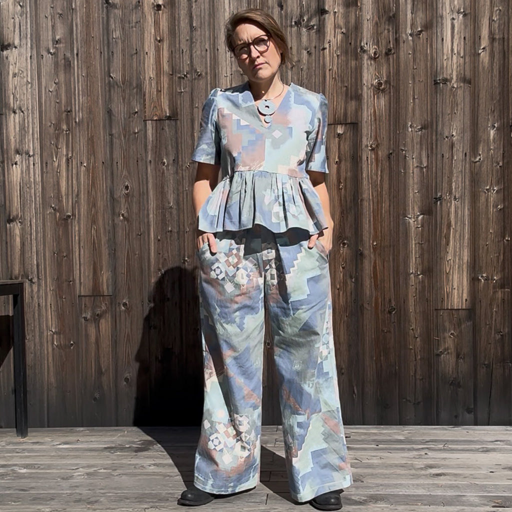 Blouse made from curtain fabric