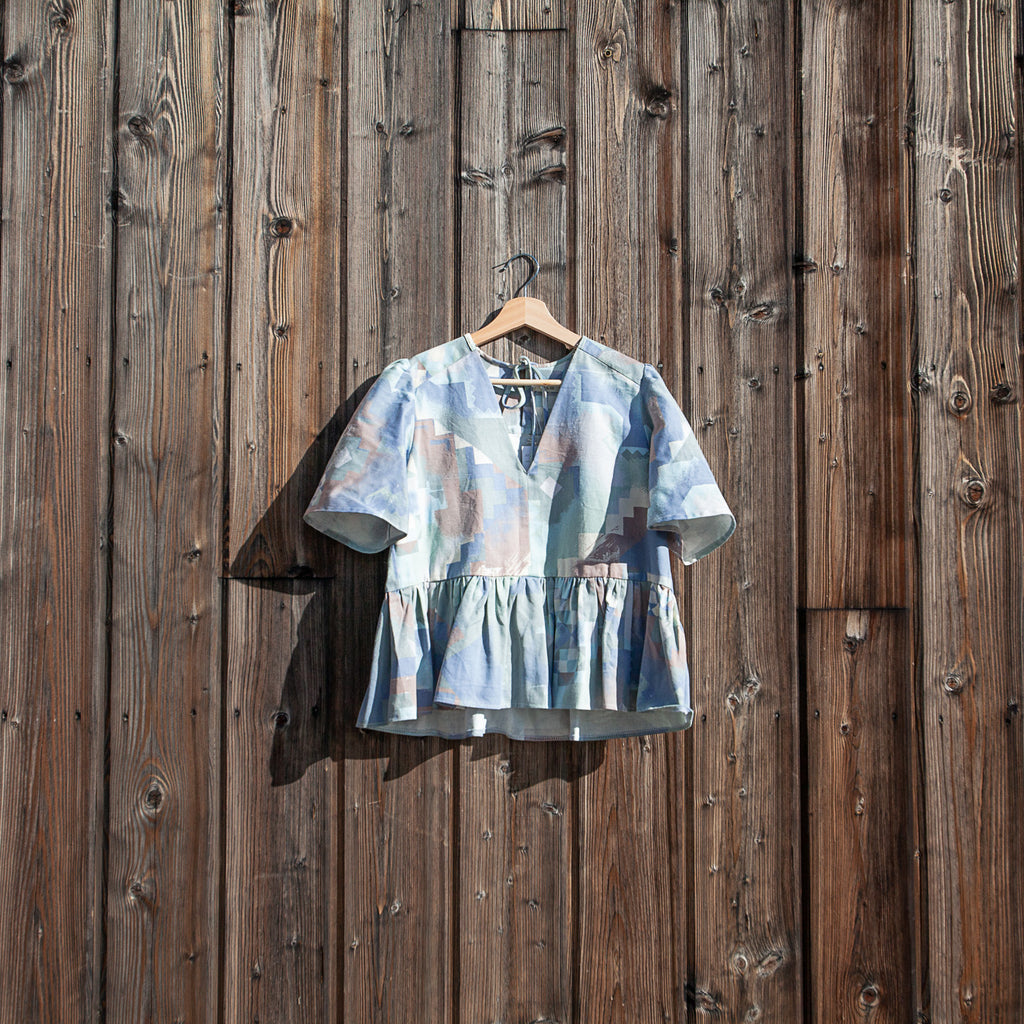 Blouse made from curtain fabric