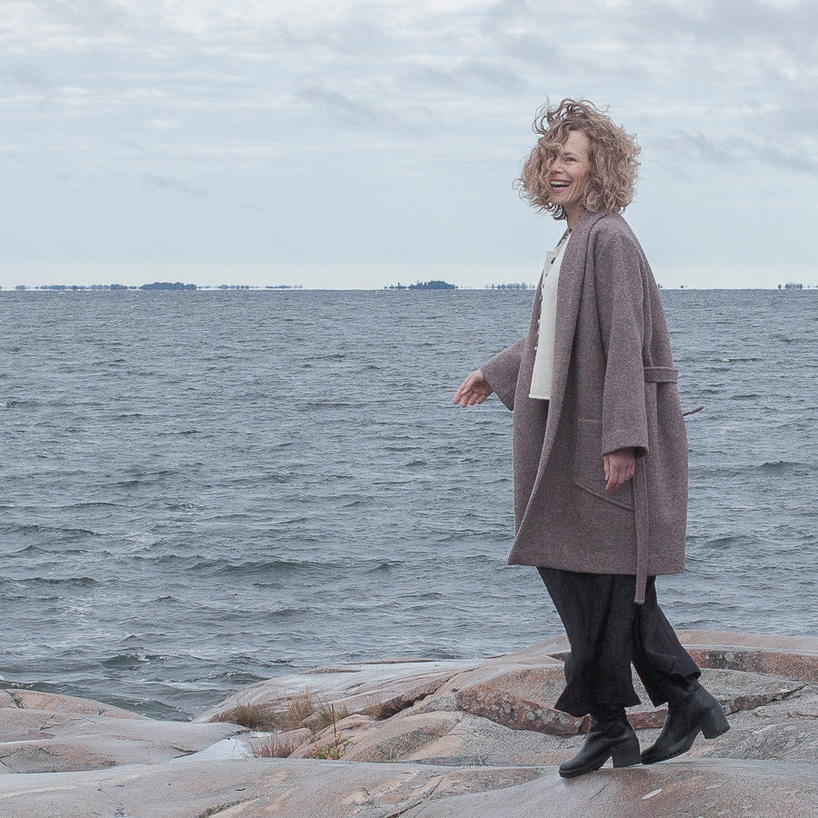 COLLECTION Shelter wool coat