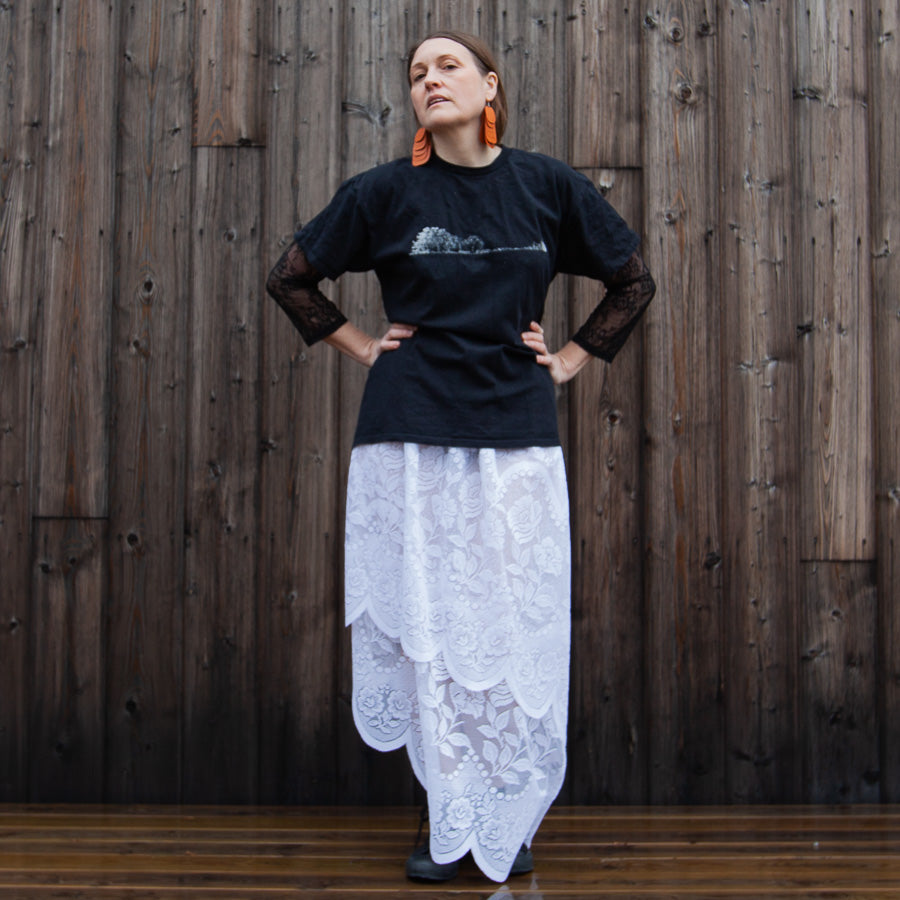 Lace skirt made from recycled curtain fabric