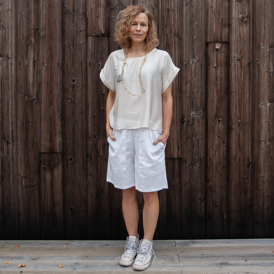 Shorts i återbrukat tyg